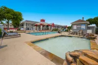Huntsville Inn & Suites
