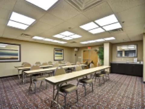 ハンプトン イン コロンバス/ダブリン ダブリンのホテル