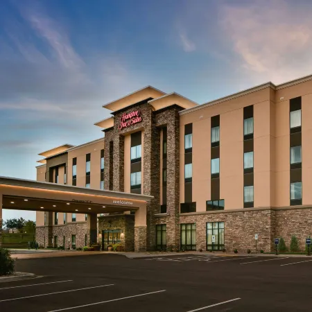 Hampton Inn and Suites Hudson