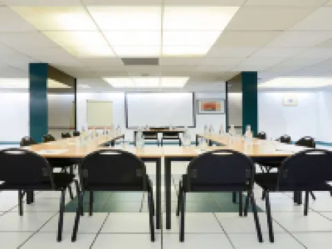 キリヤード グルノーブル サントル グルノーブルのホテル