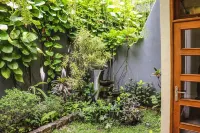 Paseban Sena Ballroom and Boutique Hotel Hotels in Mayangan