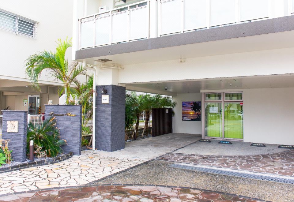 Mr.KINJO in PREMIUM TERRACE CHATAN 객실