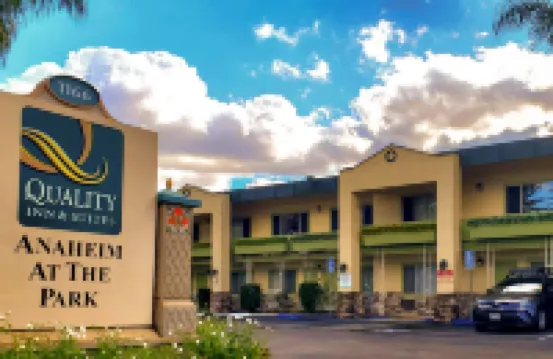 クオリティー イン & スイーツ アナハイム アット ザ パーク アナハイムのホテル