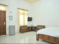Hotel Family Nur โรงแรมในสุเมเนป