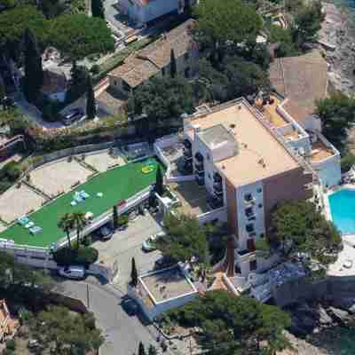 Hôtel La Calanque Hotel Exterior