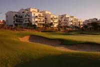 Pine Cliffs Village Отели в г. Ольюш-де-Агуа