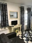 Studios les Iris Hotels in Mareuil-sur-Cher