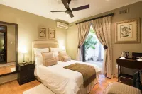 Five Burnham Guest House - Bed and Breakfasts