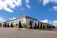Quality Inn and Suites Fairgrounds - Syracuse Hotels in Baldwinsville