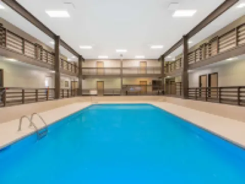 格蘭德艾蘭貝斯特韋斯特SureStay Plus酒店 格蘭德艾蘭酒店