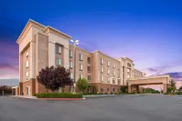 Hampton Inn & Suites Banning/Beaumont Hotels near Deseret Industries Thrift Store & Donation Center