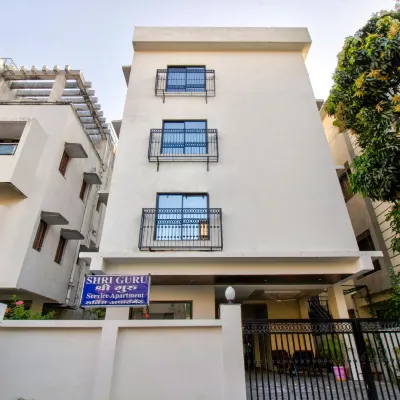 Itsy Hotels Shri Guru Service Apartment Hotels near Deekshabhoomi