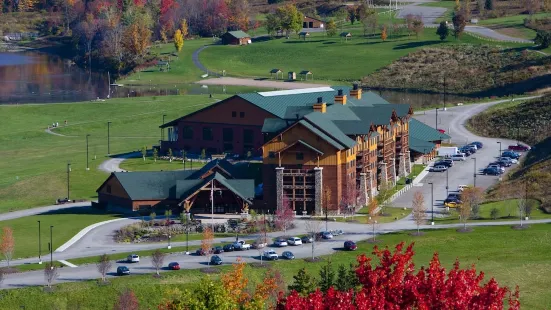 Hope Lake Lodge & Indoor Waterpark