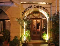 Jerveni Cave Hotel