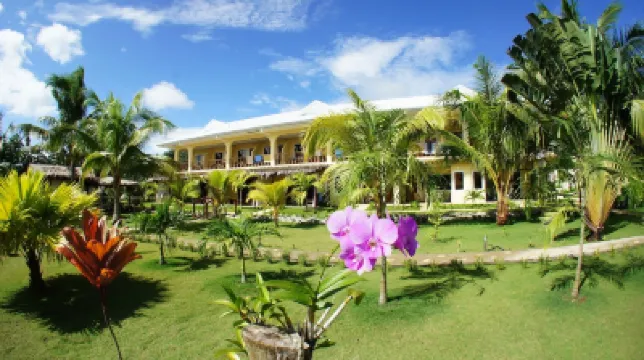 Bohol Sunside Resort Hotel dekat Alona Springs