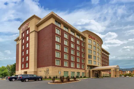 Drury Inn & Suites Knoxville West Отели рядом с достопримечательностью «West Knoxville Pediatrics»