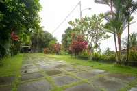 RedDoorz Syariah Near Ngade Lake Hotels near Pelabuhan SPeed Boat Tidore