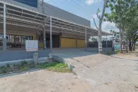 紅多茲Plus飯店-近三馬林達文化公園 Pinang Dalam River住宿飯店