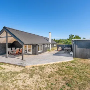 "Tameran" - 700m from the Sea