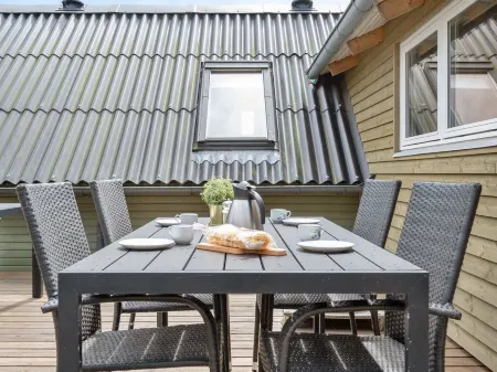 "Hinz" -  from the Sea