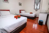 Rose Cottage Hotel Taman Nusa Cemerlang