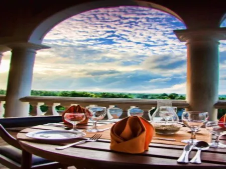 Hotel Clarion Отели в г. Gampaha