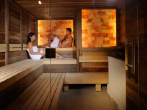 Hotel Garni Alpenjuwel Hotels in Serfaus