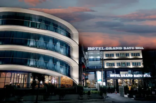 Grand Bayu Hill Hotel Hotels in Mongal