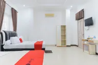 RedDoorz Syariah @ Jalan Ir Haji Juanda Jambi Hotel di Rawa Sari