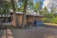 Hidden Rest Cabins and Resort Hotels in Navajo County
