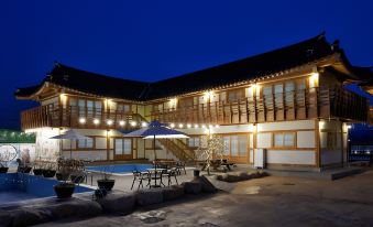 Gyeongju N Hanok Pension