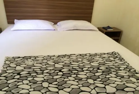 Hotel Lido 88 Sorong Mitra RedDoorz Отели в г. West Sorong