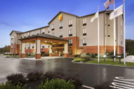 Super 8 by Wyndham Pennsville/Wilmington Hotels in 