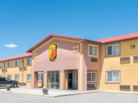 Super 8 by Wyndham Moriarty Hotels in Moriarty