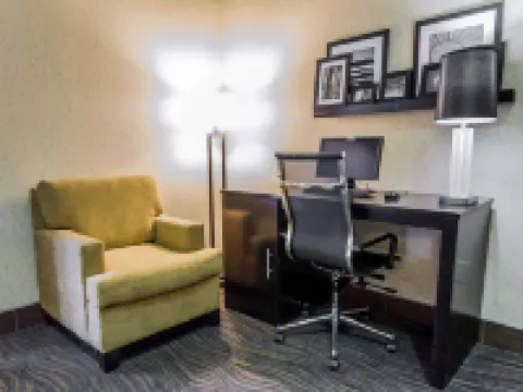 Blankenbaker Inn by IHG Hotels in Jefferson County
