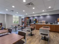 尼亞加拉瀑布麥客達套房酒店 尼亞加拉縣酒店