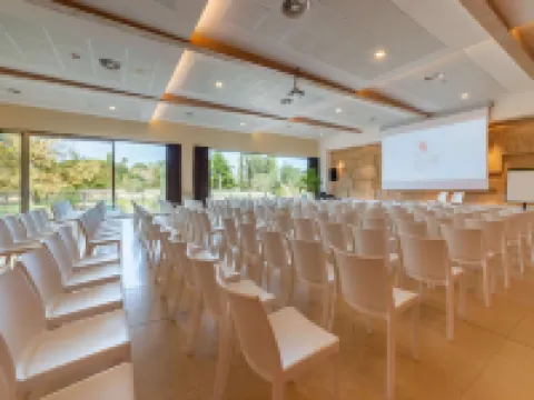 Best Western Plus Leone di Messapia Hotel  Conference Hotels in Lecce
