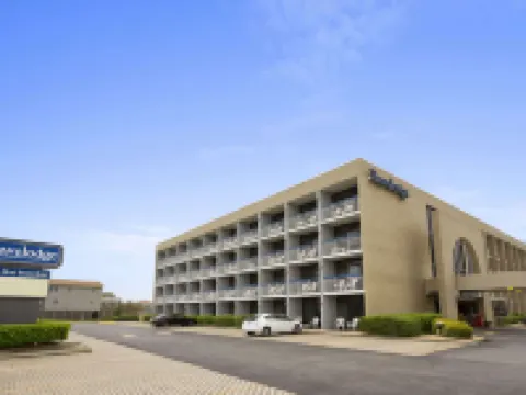 Travelodge by Wyndham Outer Banks/Kill Devil Hills Hotels in Kill Devil Hills