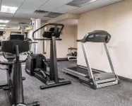 Quality Inn - Gym