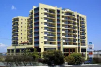Springwood Tower Apartment Hotel Hotels in Waterford West