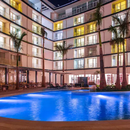 Radisson Blu Hotel & Convention Centre, Kigali