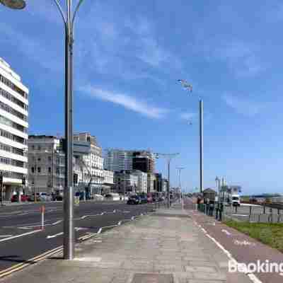 Deco Seafront - by My Getaways Hotel Exterior