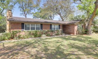 Beach Retreat in Jacksonville Pet and Family-Friendly