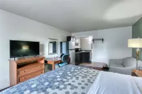 Suburban Studios Neenah-Appleton Hotels in Neenah