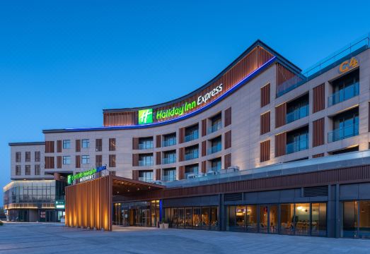 홀리데이 인 익스프레스 다롄 골든 페블 비치 바이 IHG