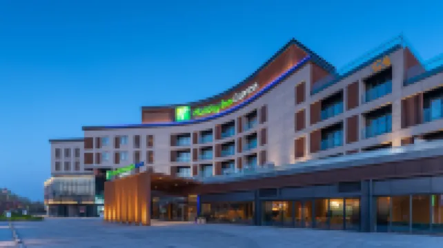 Holiday Inn Express DALIAN GOLDEN PEBBLE BEACH by IHG Hotel di Dalian