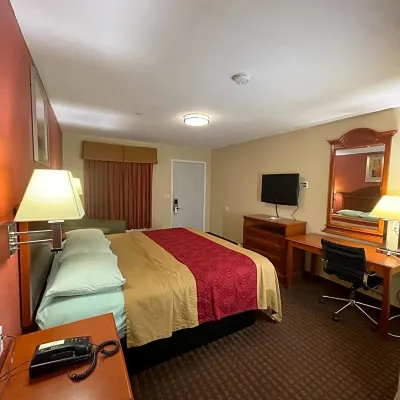 Budget Inn Madill Hotels near Walmart Supercenter