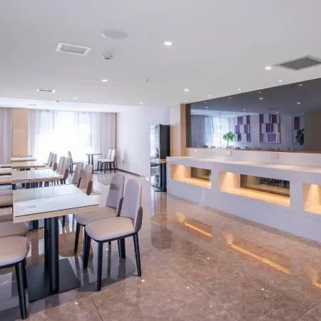 Lavande Hotels（Changde Lixian Branch）