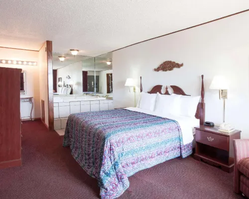 Days Inn by Wyndham Clinton Hotels in Custer County