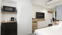 Tokyu Stay Shibuya Shin-Minamiguchi - balcony